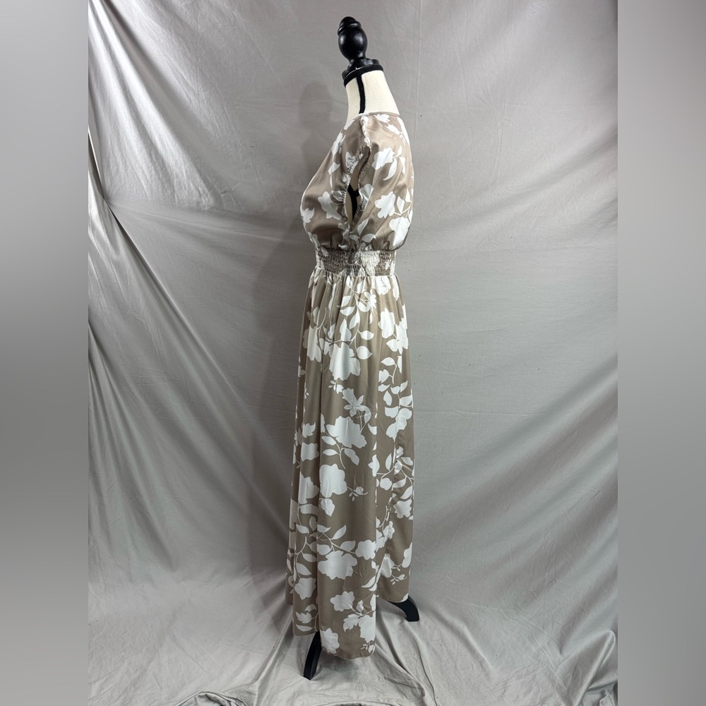 Boho Floral Print V-Neck Crossed Maxi Dress - Picture 8 of 9